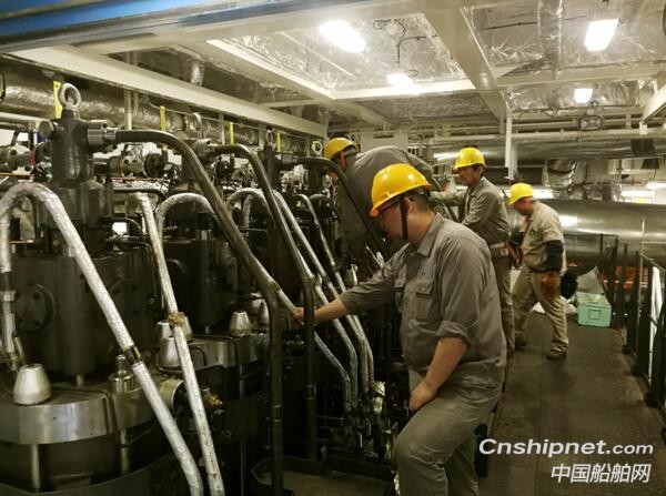 滬東中華造船13000噸6號(hào)船實(shí)現(xiàn)主機(jī)動(dòng)車