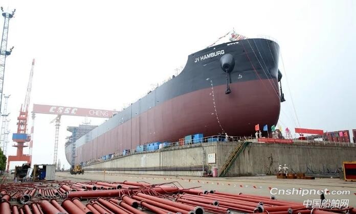 中船澄西29號8.2萬噸散貨船順利下水