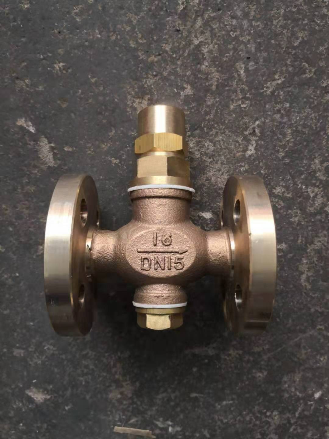 克拉瑪依船用液動(dòng)帶反饋蝶閥價(jià)格（上海質(zhì)邦閥門制造有限公司）