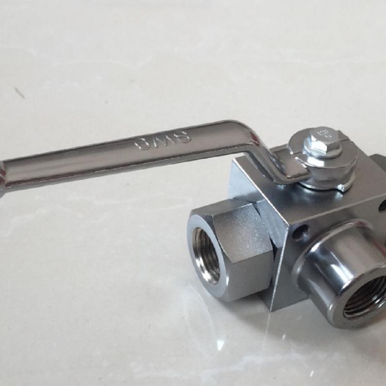 高壓三通球閥 KHB3K實(shí)物圖