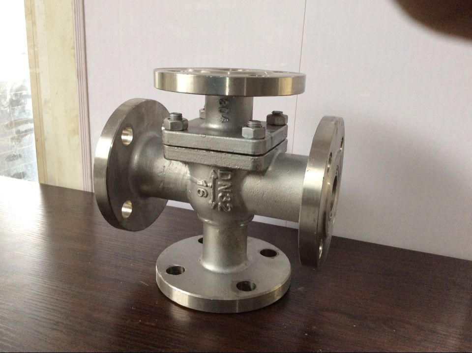 四通球閥,四通換向球閥實(shí)物圖