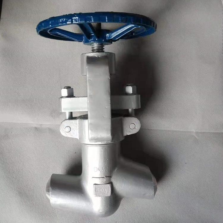 對焊截止閥，高溫高壓對焊截止閥實物圖
